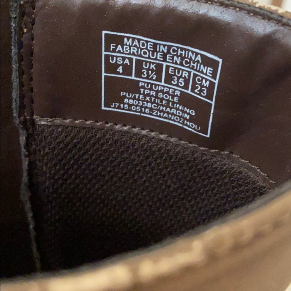 Boc Boots - Picture 3 of 3